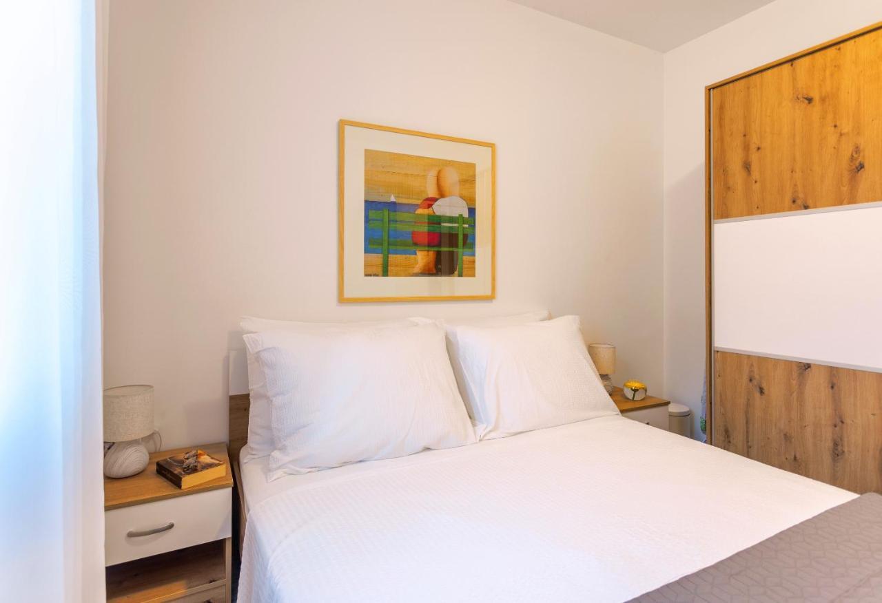 Apartman Olive Supetar Εξωτερικό φωτογραφία