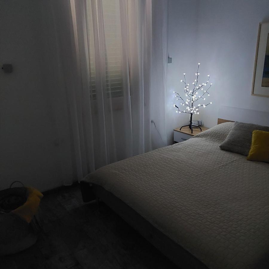 Apartman Olive Supetar Εξωτερικό φωτογραφία